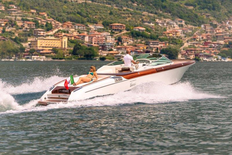 2011 RIVA 33' AQUARIVA GUCCI 